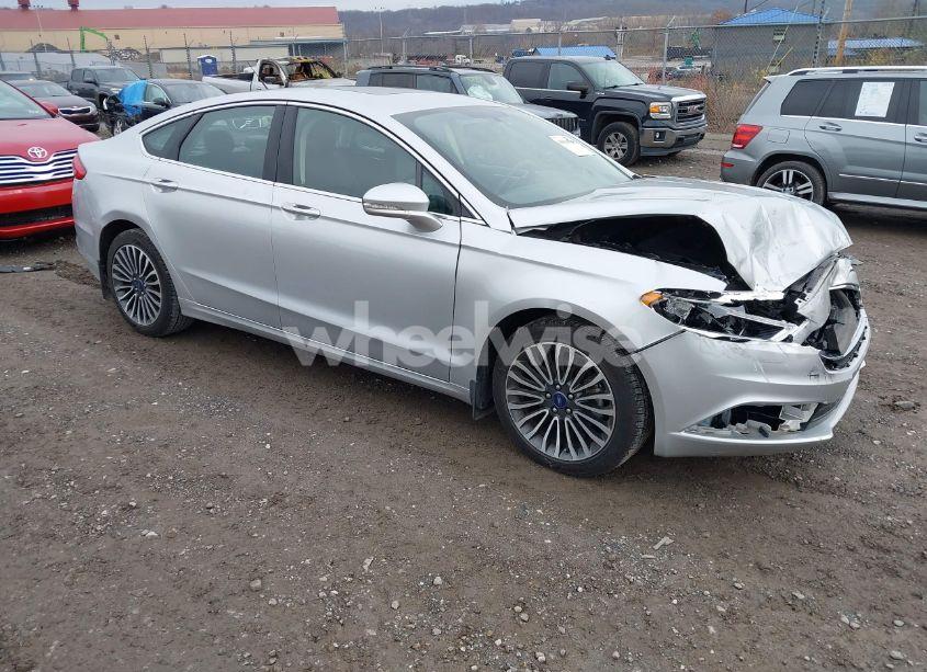 2018 Ford Fusion SE (VIN 3FA6P0HD6JR160534) main photo