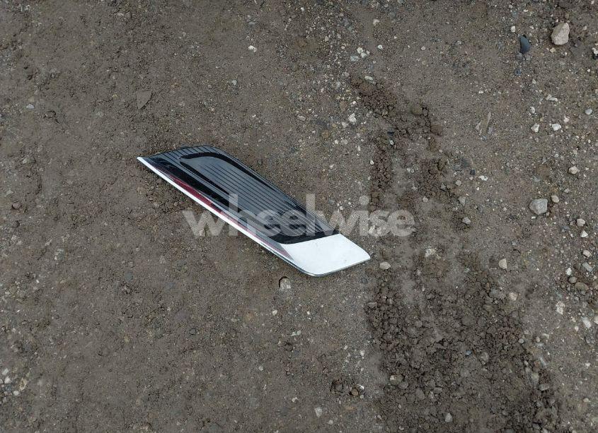 Photo 12 of 2018 Ford Fusion SE (VIN 3FA6P0HD6JR160534)