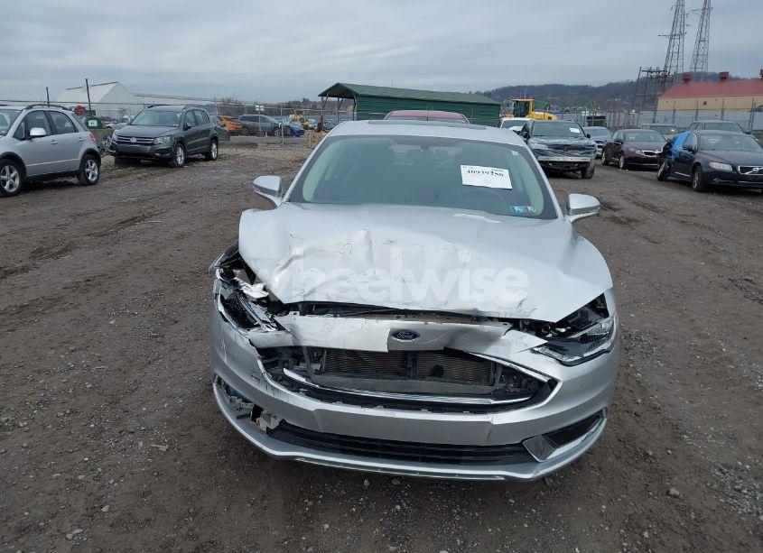 Photo 13 of 2018 Ford Fusion SE (VIN 3FA6P0HD6JR160534)