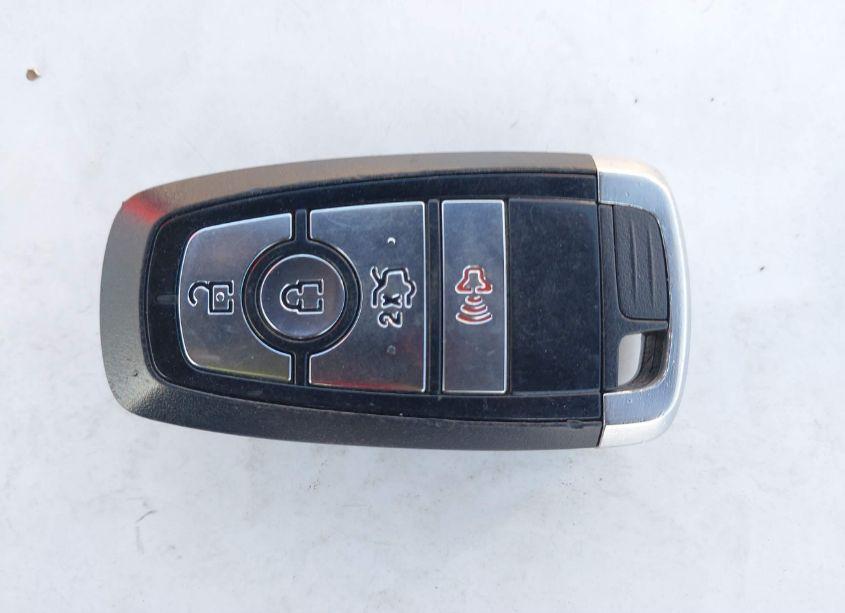 Photo 11 of 2018 Ford Fusion SE (VIN 3FA6P0HD6JR185076)