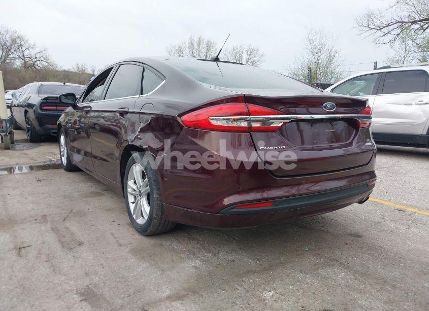 Photo 3 of 2018 Ford Fusion SE (VIN 3FA6P0HD6JR213488)