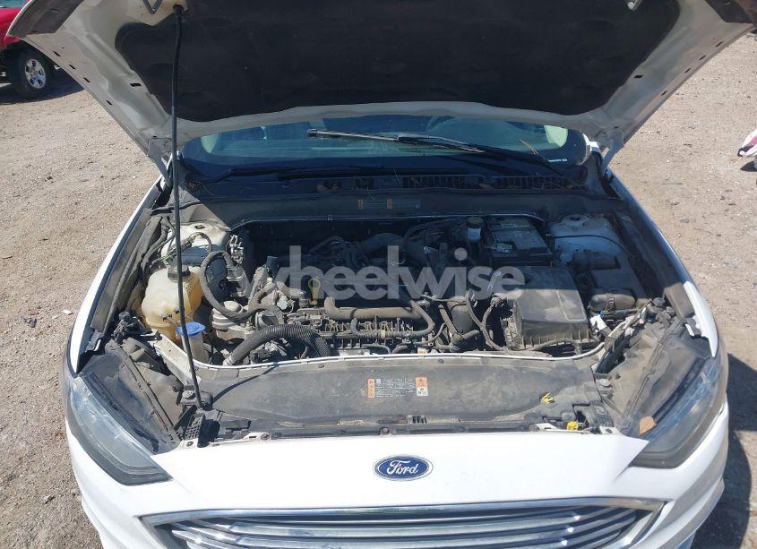 Photo 10 of 2018 Ford Fusion SE (VIN 3FA6P0HD6JR240013)