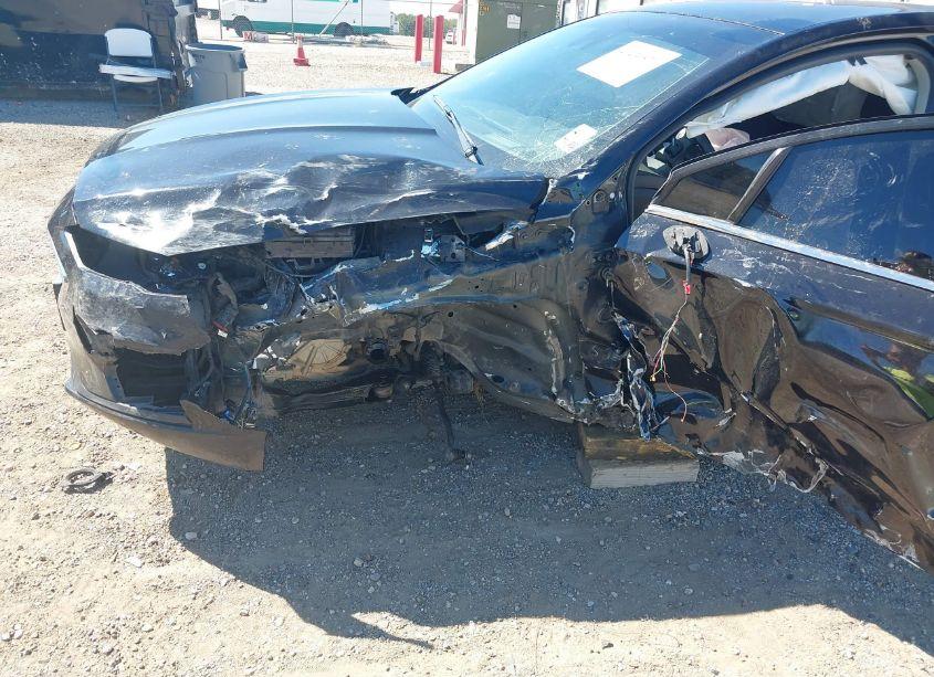 Photo 11 of 2019 Ford Fusion SE (VIN 3FA6P0HD6KR146800)