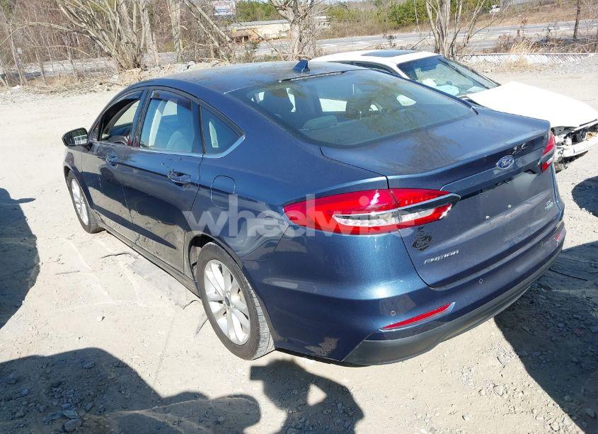 Photo 3 of 2019 Ford Fusion SE (VIN 3FA6P0HD6KR193244)