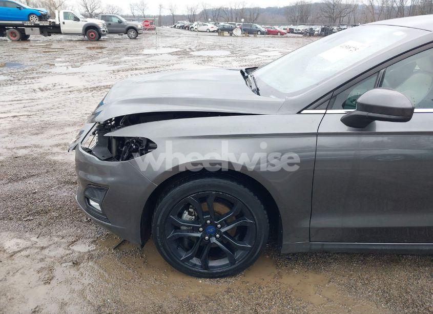 Photo 17 of 2019 Ford Fusion SE (VIN 3FA6P0HD6KR214710)