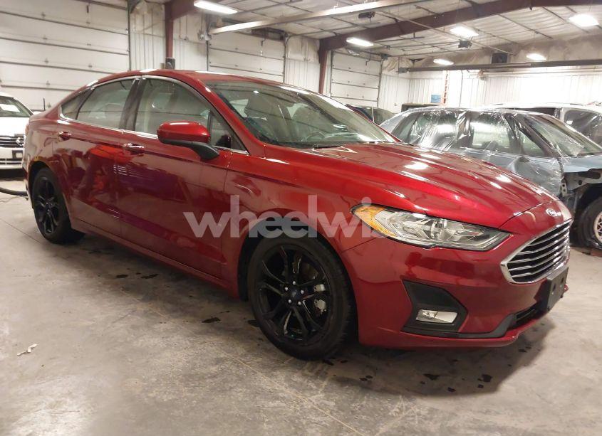 2019 Ford Fusion SE (VIN 3FA6P0HD6KR231829) main photo