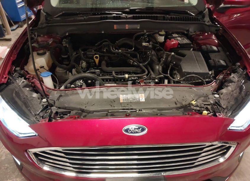 Photo 10 of 2019 Ford Fusion SE (VIN 3FA6P0HD6KR231829)
