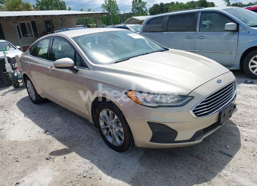 2019 Ford Fusion SE (VIN 3FA6P0HD6KR250459) main photo