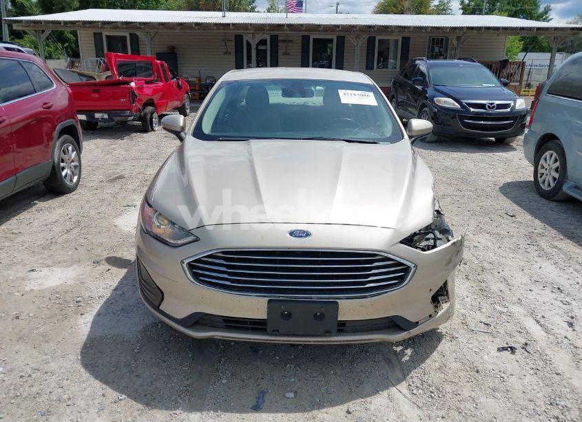 Photo 12 of 2019 Ford Fusion SE (VIN 3FA6P0HD6KR250459)