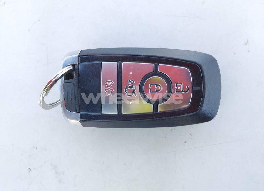 Photo 11 of 2019 Ford Fusion SE (VIN 3FA6P0HD6KR251742)