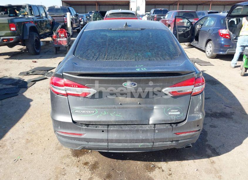 Photo 16 of 2020 Ford Fusion SE (VIN 3FA6P0HD6LR111093)