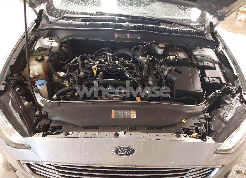 Photo 10 of 2020 Ford Fusion SE (VIN 3FA6P0HD6LR111613)