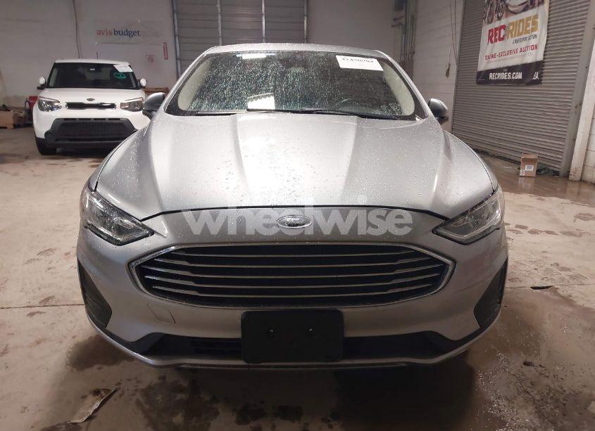 Photo 6 of 2020 Ford Fusion SE (VIN 3FA6P0HD6LR111613)