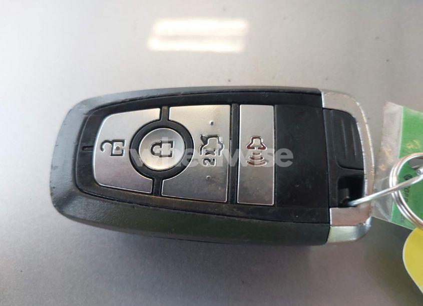 Photo 11 of 2020 Ford Fusion SE (VIN 3FA6P0HD6LR122451)