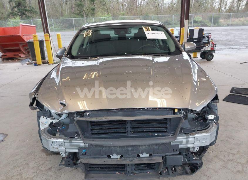 Photo 6 of 2020 Ford Fusion SE (VIN 3FA6P0HD6LR122451)
