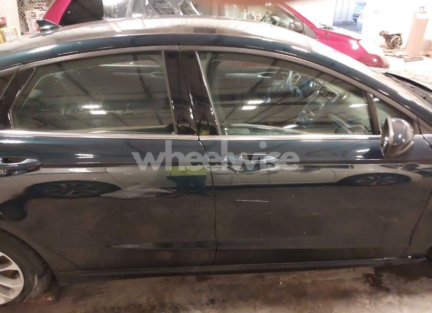 Photo 13 of 2020 Ford Fusion SE (VIN 3FA6P0HD6LR148631)