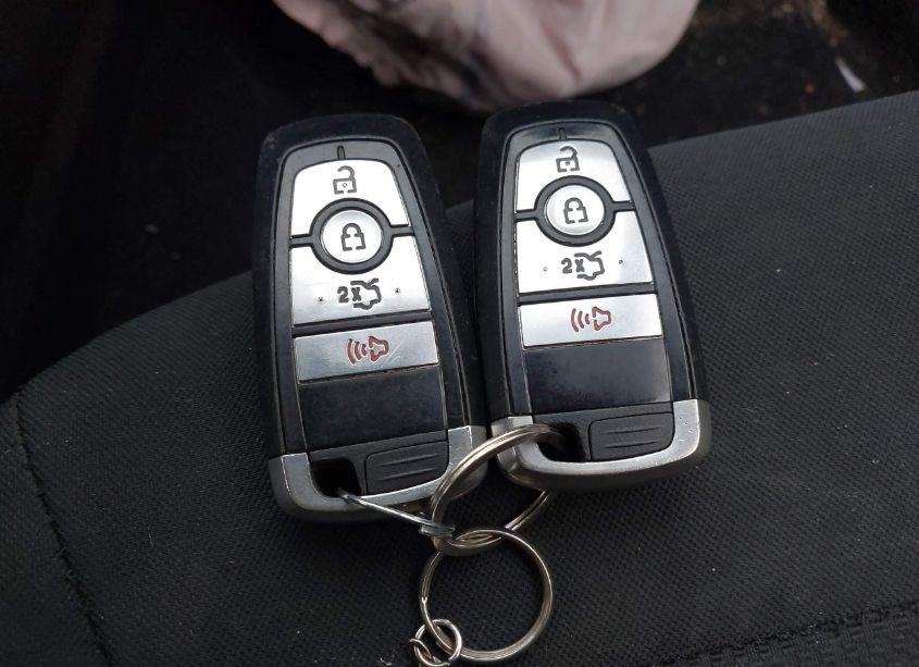 Photo 11 of 2020 Ford Fusion SE (VIN 3FA6P0HD6LR164277)