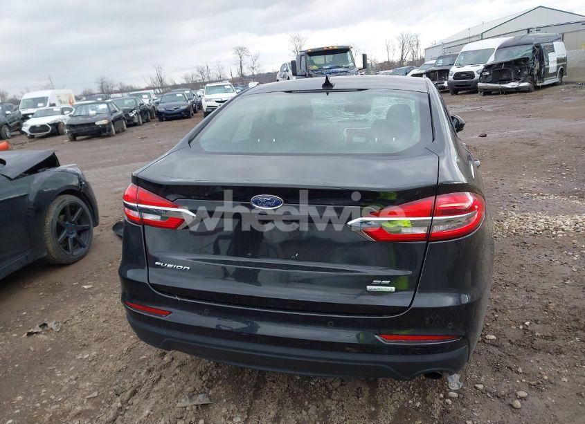 Photo 17 of 2020 Ford Fusion SE (VIN 3FA6P0HD6LR166515)