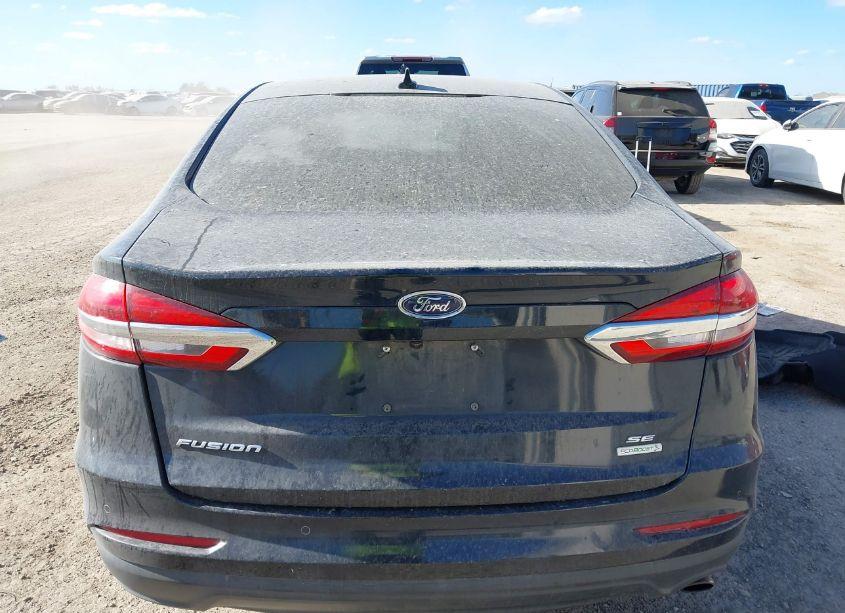 Photo 16 of 2020 Ford Fusion SE (VIN 3FA6P0HD6LR188577)