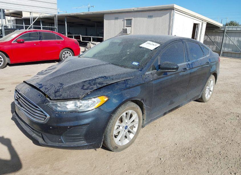 Photo 2 of 2020 Ford Fusion SE (VIN 3FA6P0HD6LR188577)