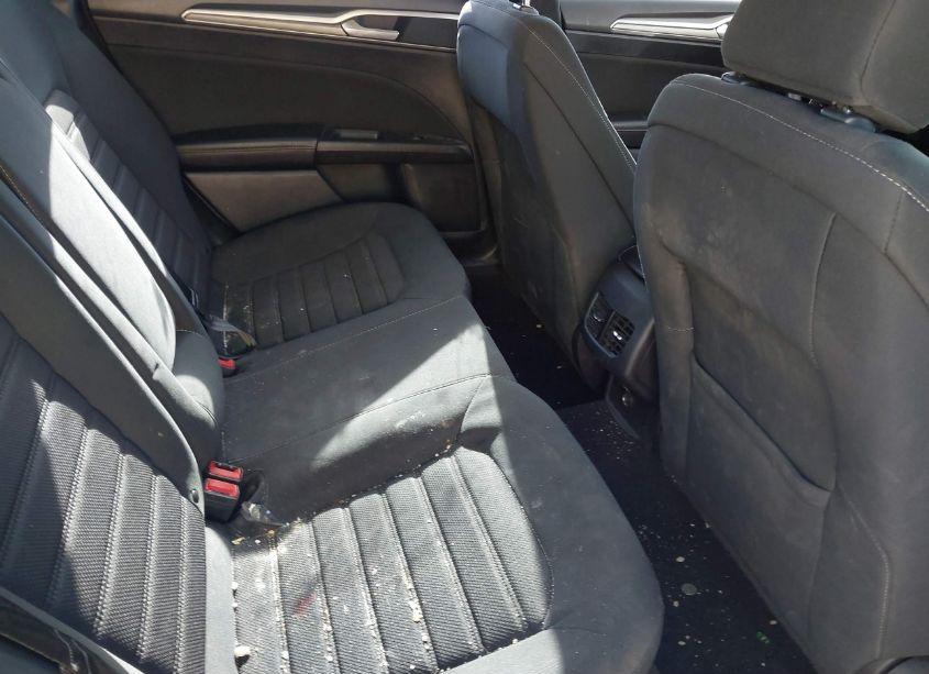 Photo 8 of 2020 Ford Fusion SE (VIN 3FA6P0HD6LR188577)