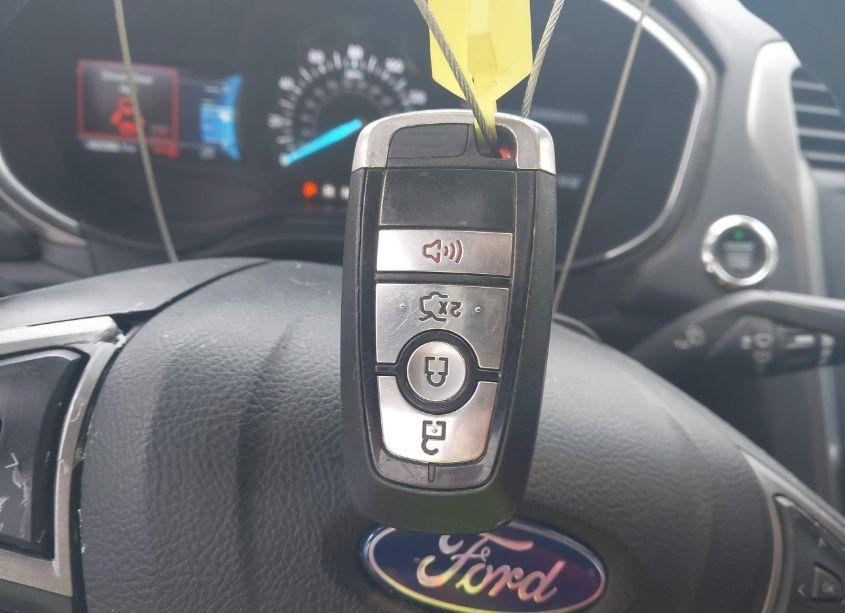 Photo 11 of 2020 Ford Fusion SE (VIN 3FA6P0HD6LR197540)