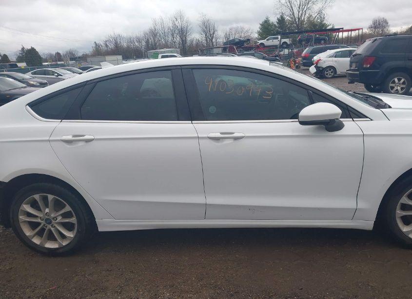 Photo 14 of 2020 Ford Fusion SE (VIN 3FA6P0HD6LR197540)