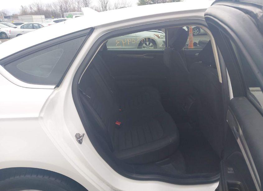 Photo 8 of 2020 Ford Fusion SE (VIN 3FA6P0HD6LR197540)