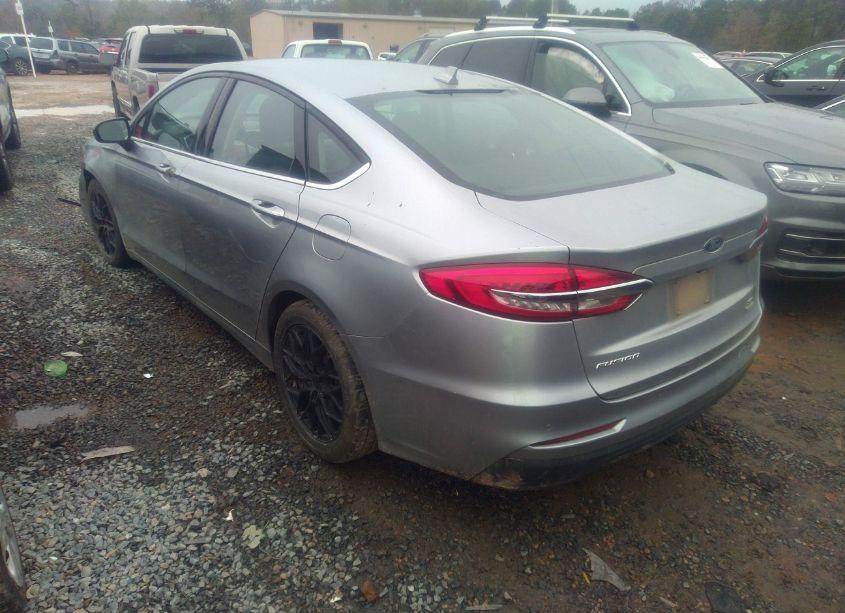 Photo 3 of 2020 Ford Fusion SE (VIN 3FA6P0HD6LR258269)