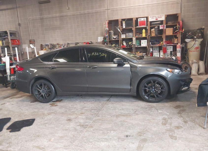 Photo 13 of 2020 Ford Fusion SE (VIN 3FA6P0HD6LR261270)