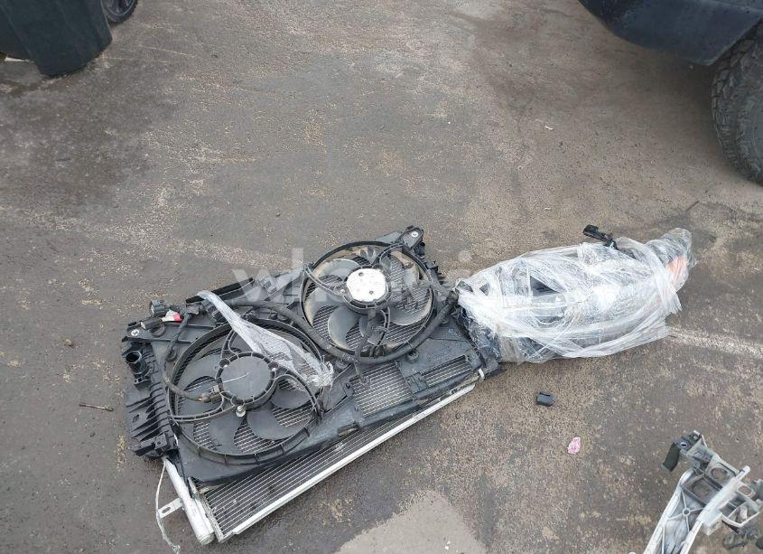 Photo 12 of 2014 Ford Fusion SE (VIN 3FA6P0HD7ER114815)