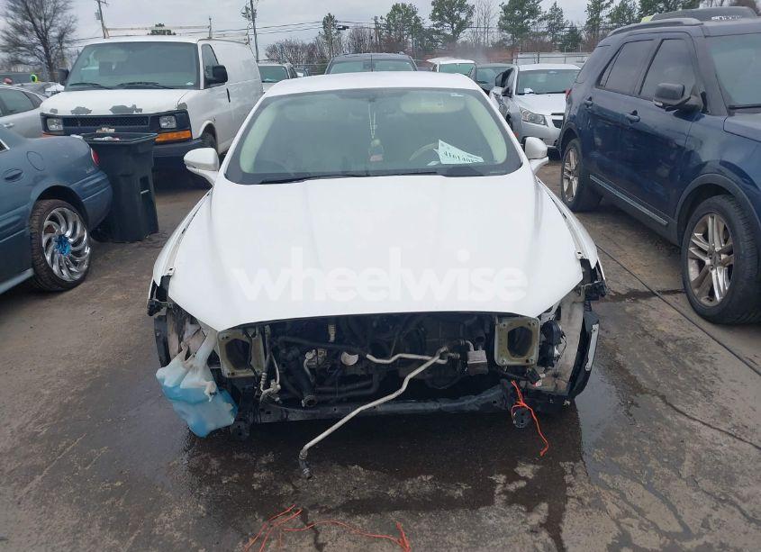 Photo 13 of 2014 Ford Fusion SE (VIN 3FA6P0HD7ER114815)