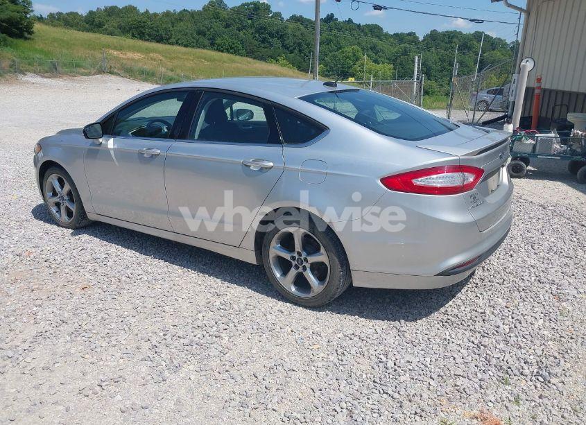 Photo 3 of 2014 Ford Fusion SE (VIN 3FA6P0HD7ER148415)