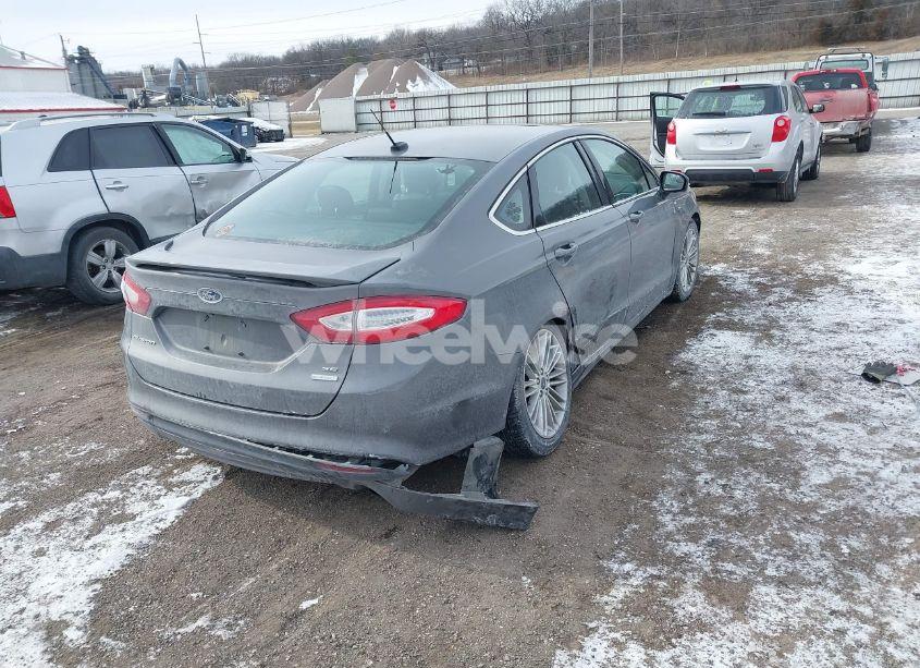 Photo 4 of 2014 Ford Fusion SE (VIN 3FA6P0HD7ER199557)