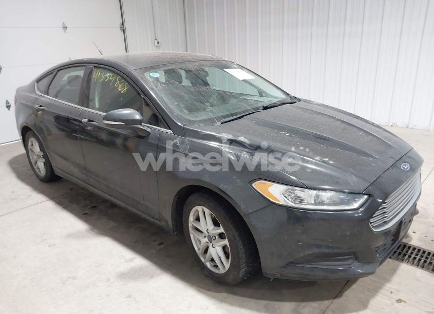 2014 Ford Fusion SE (VIN 3FA6P0HD7ER227454) main photo