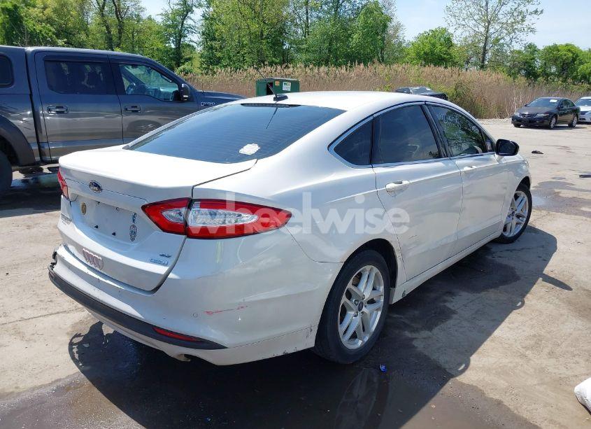 Photo 4 of 2014 Ford Fusion SE (VIN 3FA6P0HD7ER246182)