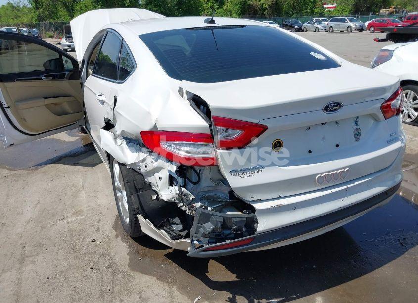 Photo 6 of 2014 Ford Fusion SE (VIN 3FA6P0HD7ER246182)