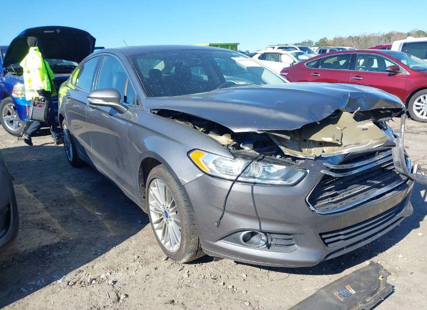 2014 Ford Fusion SE (VIN 3FA6P0HD7ER274631) main photo