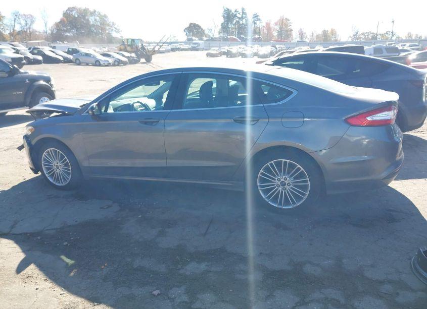 Photo 14 of 2014 Ford Fusion SE (VIN 3FA6P0HD7ER274631)