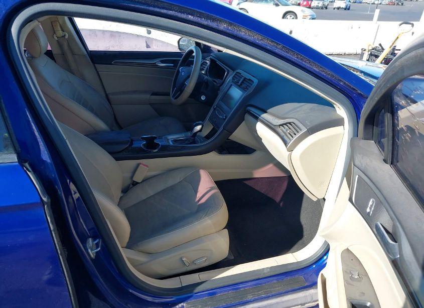 Photo 5 of 2014 Ford Fusion SE (VIN 3FA6P0HD7ER291736)