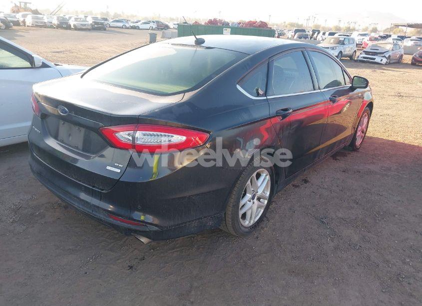 Photo 4 of 2014 Ford Fusion SE (VIN 3FA6P0HD7ER333516)