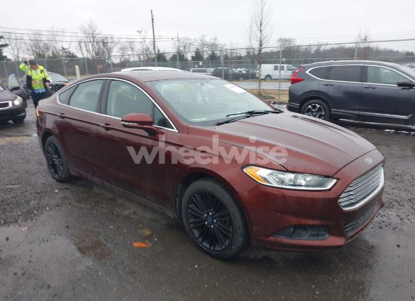 2015 Ford Fusion SE (VIN 3FA6P0HD7FR111057) main photo