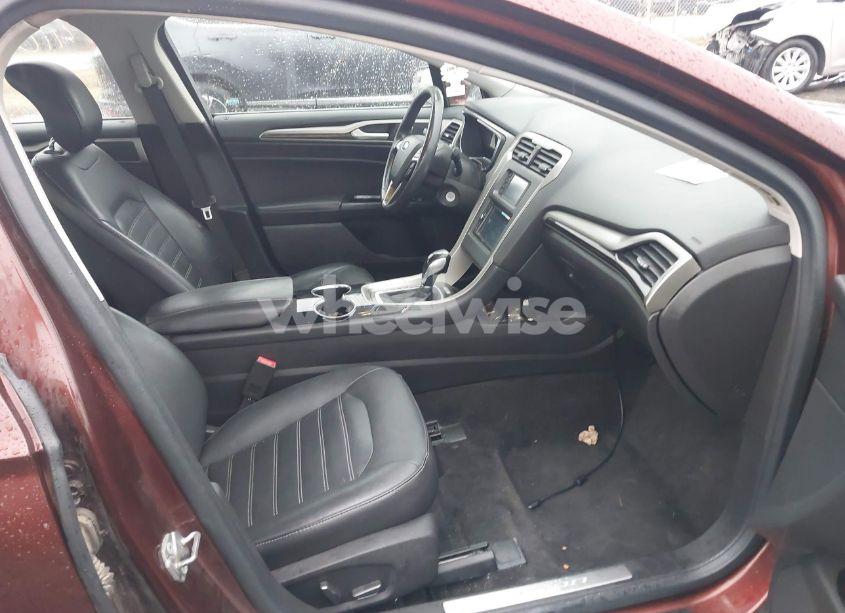 Photo 5 of 2015 Ford Fusion SE (VIN 3FA6P0HD7FR111057)