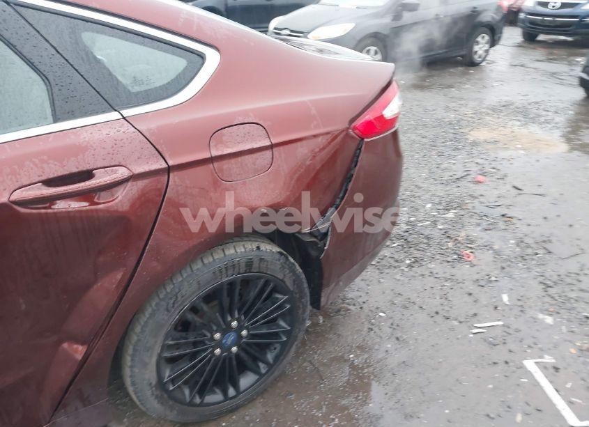 Photo 6 of 2015 Ford Fusion SE (VIN 3FA6P0HD7FR111057)