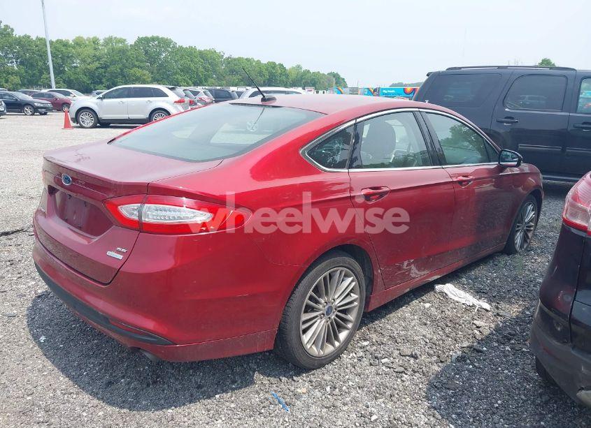 Photo 4 of 2015 Ford Fusion SE (VIN 3FA6P0HD7FR212048)