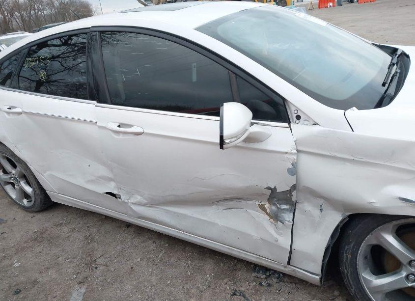 Photo 13 of 2015 Ford Fusion SE (VIN 3FA6P0HD7FR232753)