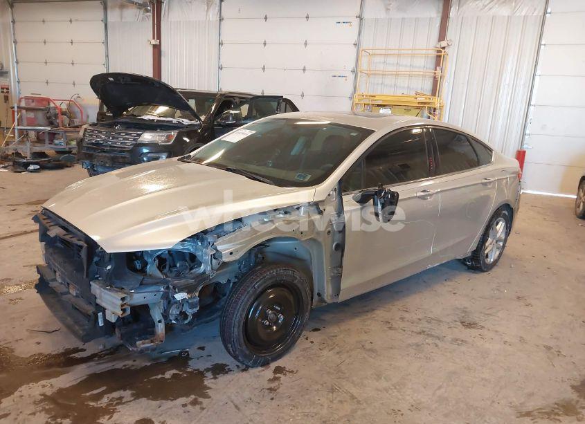 Photo 2 of 2015 Ford Fusion SE (VIN 3FA6P0HD7FR277787)