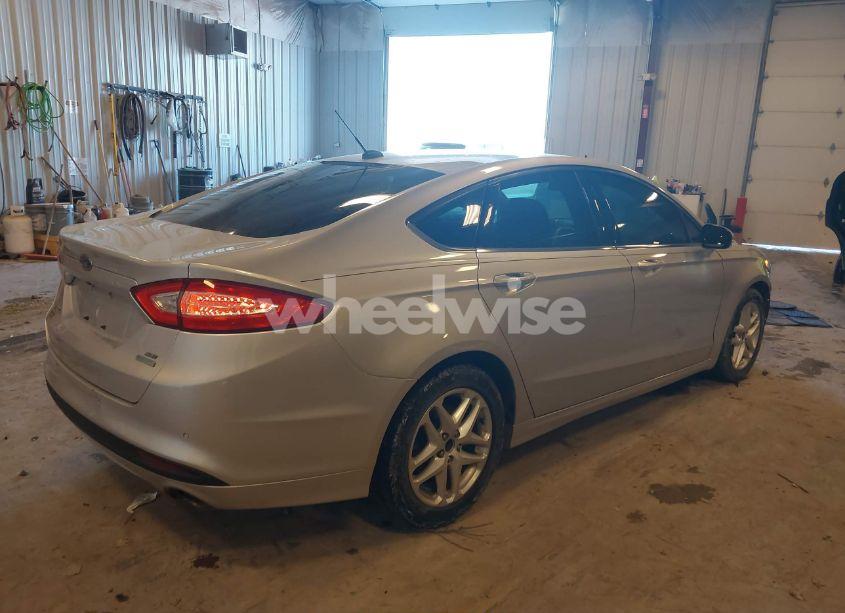 Photo 4 of 2015 Ford Fusion SE (VIN 3FA6P0HD7FR277787)