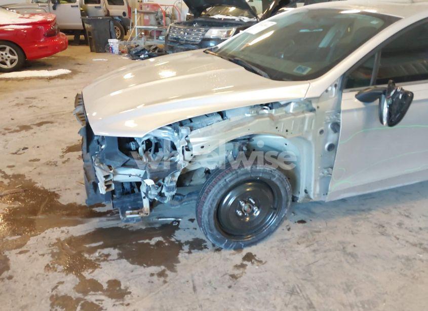 Photo 6 of 2015 Ford Fusion SE (VIN 3FA6P0HD7FR277787)