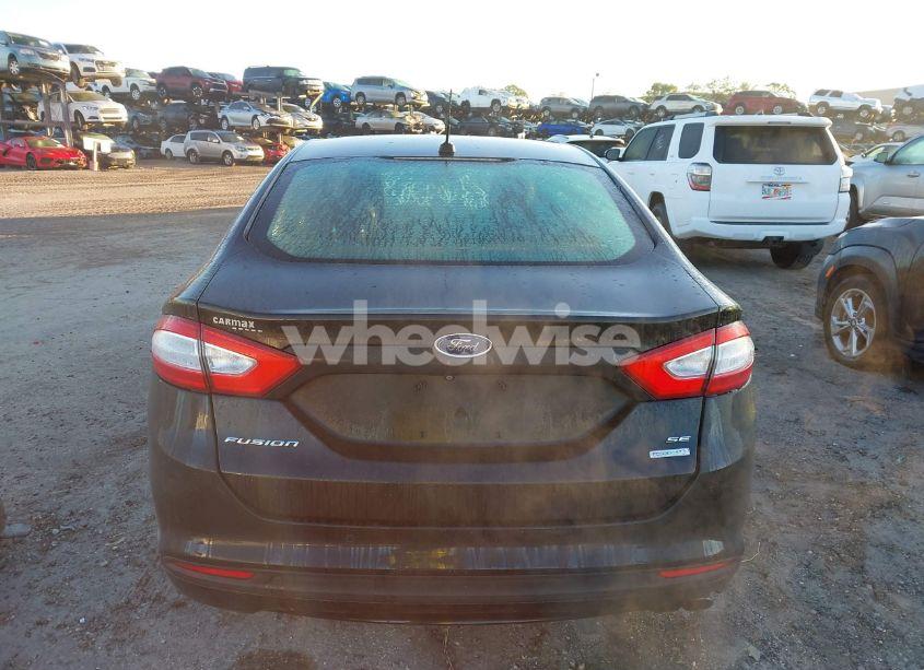 Photo 16 of 2015 Ford Fusion SE (VIN 3FA6P0HD7FR289132)